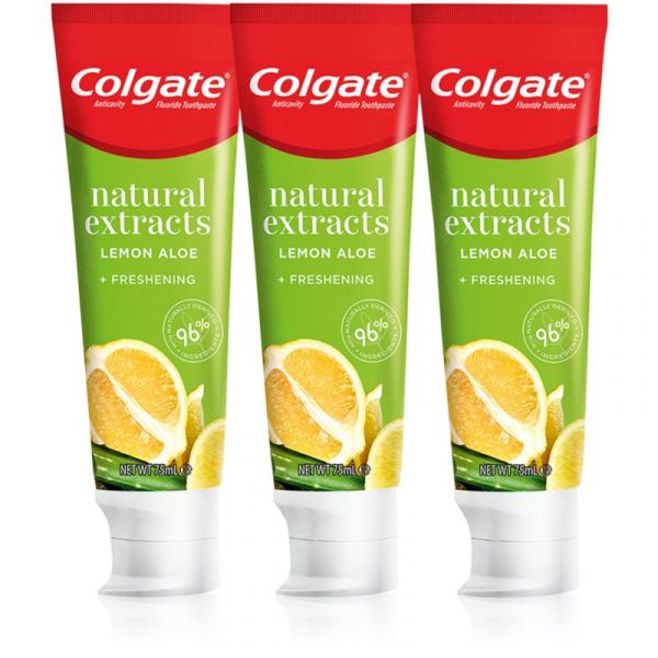 Colgate Zubná pasta s prírodnými extraktmi Natura l s Lemon Trio 3 x 75 ml